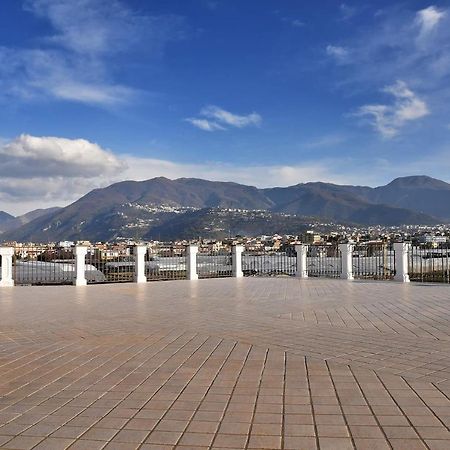 B&B Le Cycas Castellammare di Stabia Exterior foto