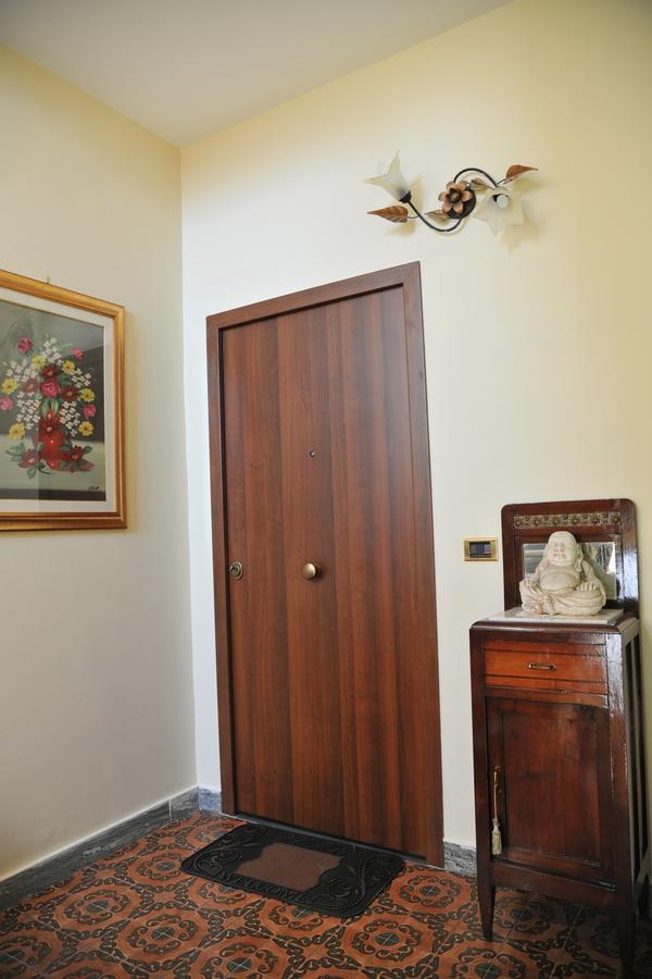 B&B Le Cycas Castellammare di Stabia Exterior foto